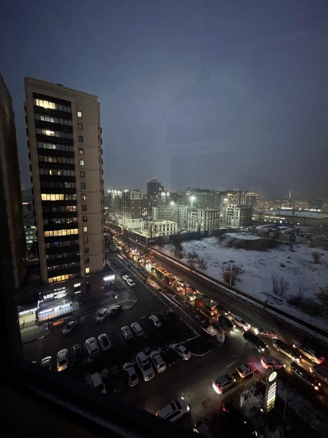 Апартамент Со Стильным Интерьером У "Мега Алматы" Exterior foto